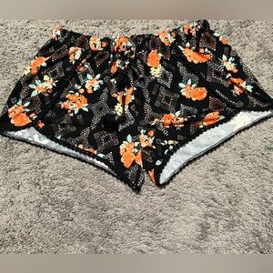 Women’s patterned shorts